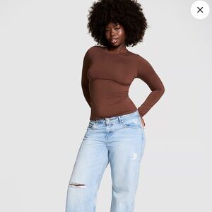 Pink Victoria Secret Base Stretch Long-SleeveTee